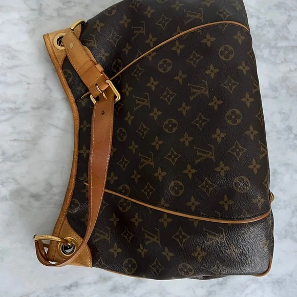 Louis Vuitton Galliera PM Monogram Shoulder Hobo Bag circa 2009 (Miami FL store) - Picture 12 of 15